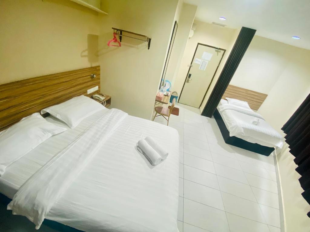 Bg Business Hotel Bukit Mertajam Buitenkant foto