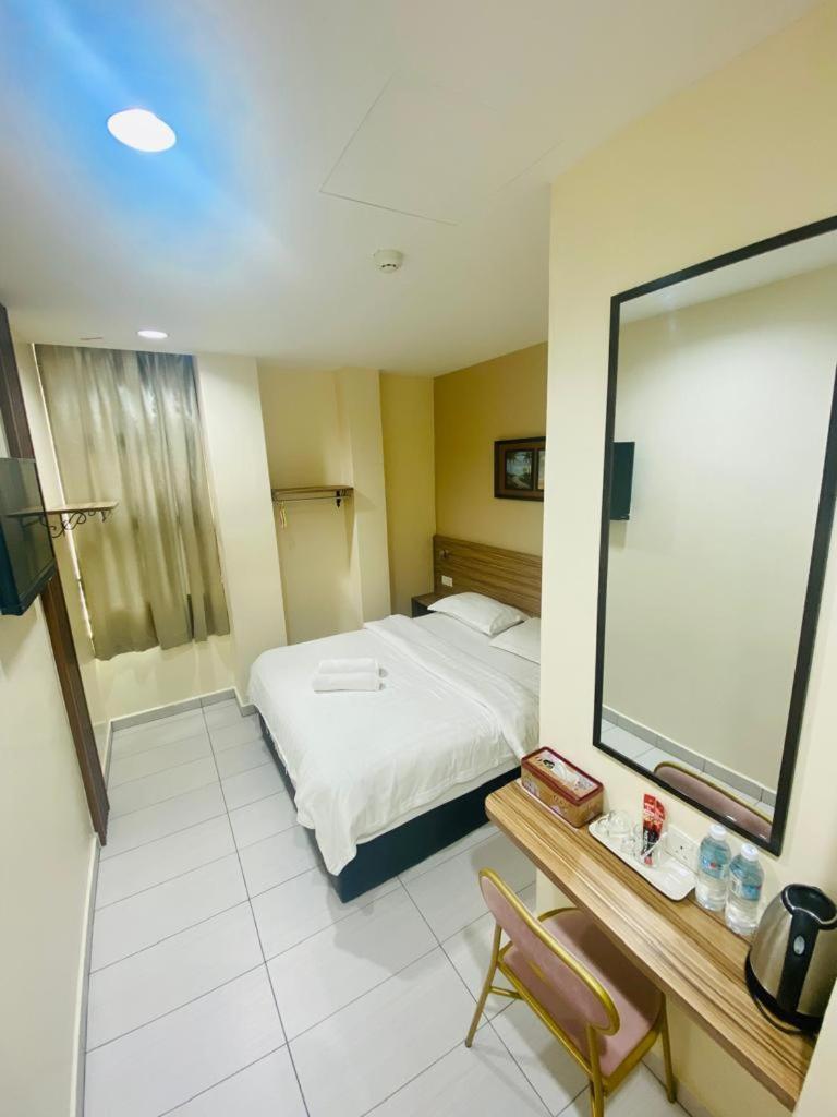 Bg Business Hotel Bukit Mertajam Buitenkant foto