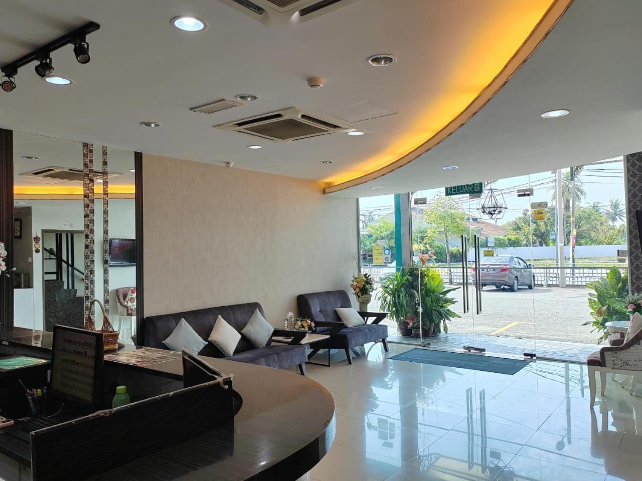 Bg Business Hotel Bukit Mertajam Buitenkant foto