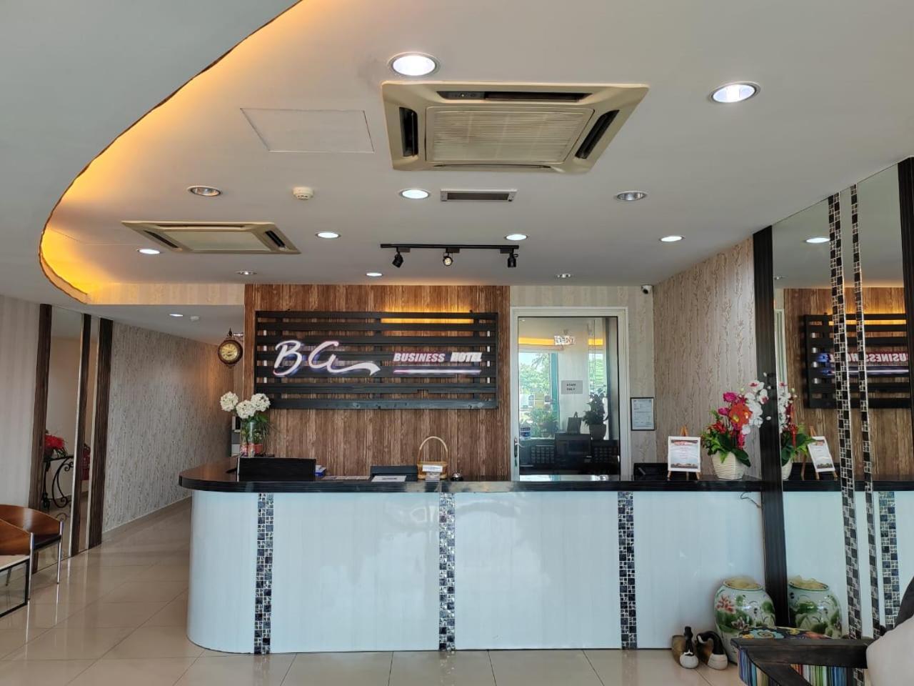 Bg Business Hotel Bukit Mertajam Buitenkant foto